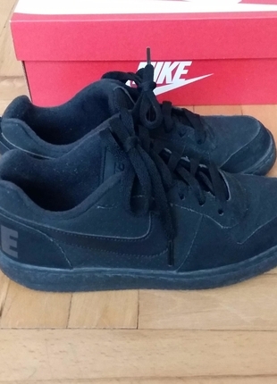 Nike Court Borough Low - 37.5