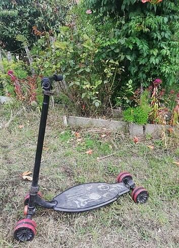 Diğer Büyük Scooter