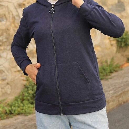 Kapüşonlu fermuarlı sweatshirt