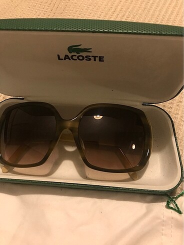 Lacoste güneş gözlüğü