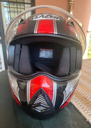 Kilitli Kırmızı Baskılı Biker Kask - Görsel 4