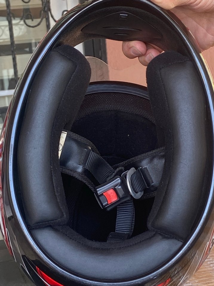 Kilitli Kırmızı Baskılı Biker Kask - Görsel 5