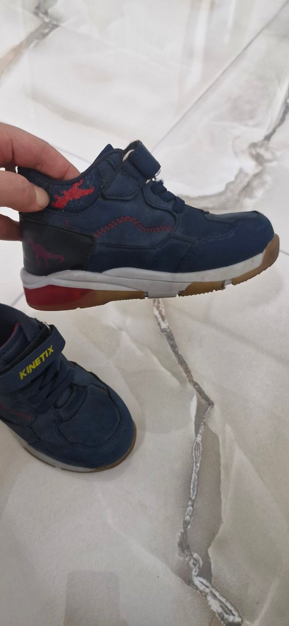 erkek Çocuk bot - Görsel 2