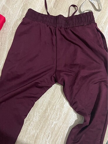 m Beden bordo Renk Under Armour