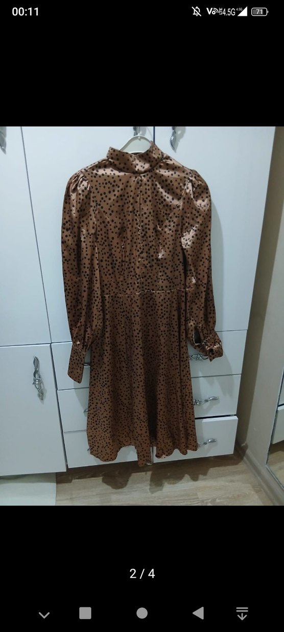 Uzun Kollu Parlak Kahverengi puantiye Desenli Elbise - Görsel 2