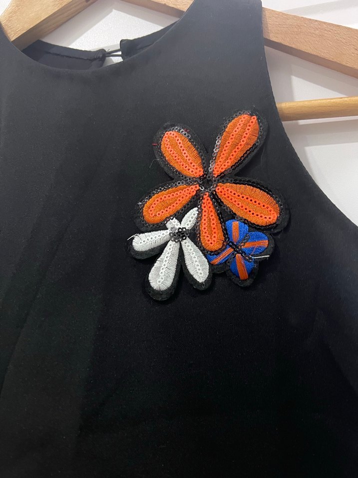 Kız Çocuk Siyah Tüylü nakış aplikeli Elbise - Görsel 2