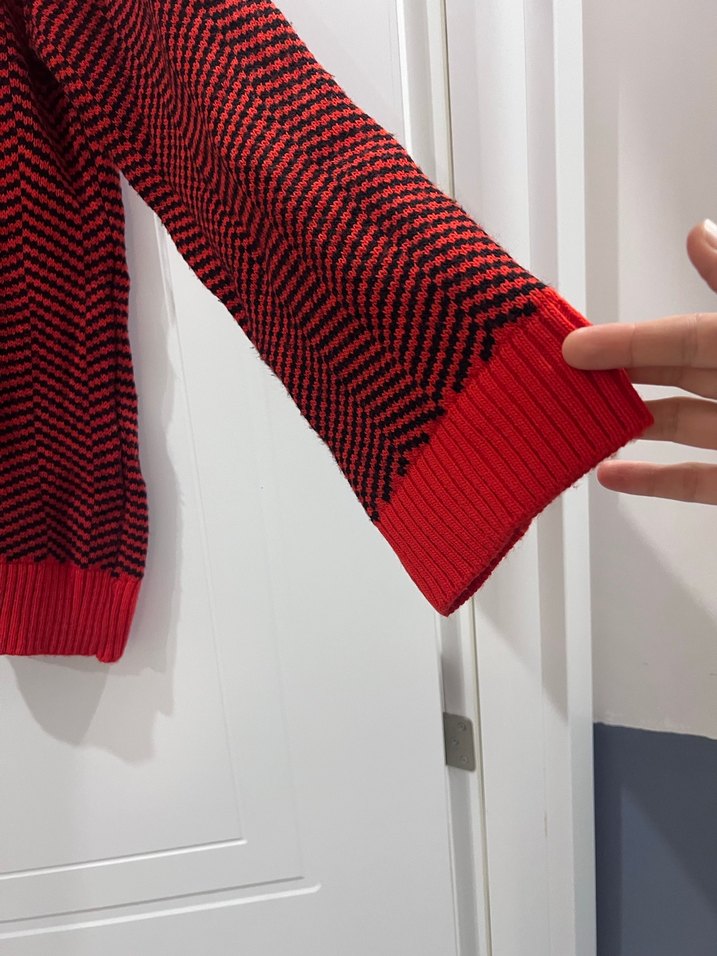 Kırmızı Çizgili Balıkçı Yaka Triko Kazak - Görsel 3