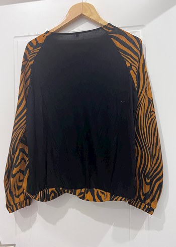 Kahverengi Zebra Desenli Kadın Bluz - Görsel 2