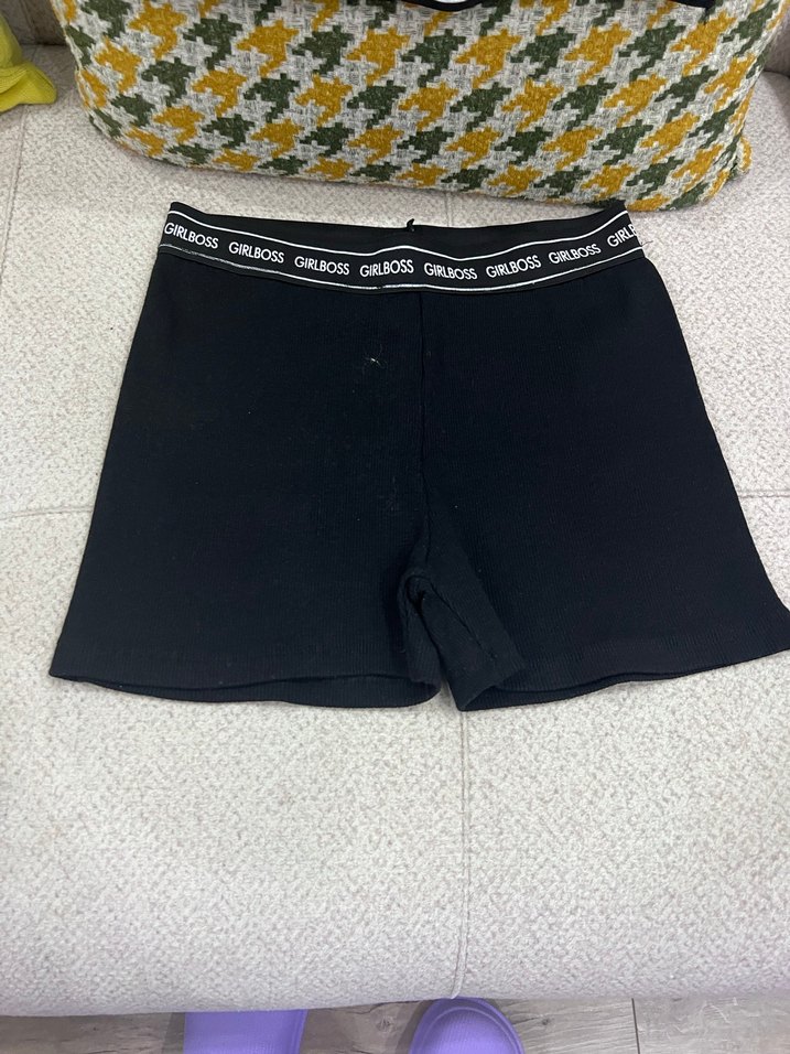 Siyah Mini Atlet ve Şort Takım - Görsel 3