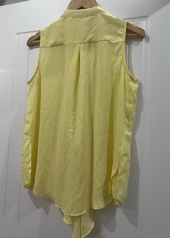 Dilvin Sarı şifon ön pat volanlı Kolsuz Bluz - Görsel 4