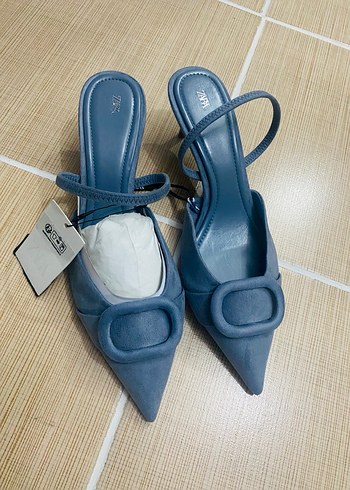 Zara Mavi Süet Tokalı Stiletto Kadın Ayakkabı - Görsel 3