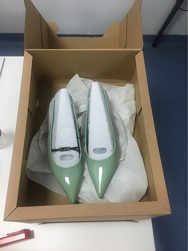 36 Beden yeşil Renk Zara topuklu ayakkabı