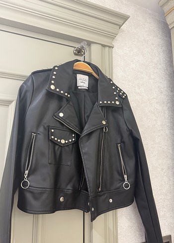 Koton Kadın Siyah Deri Biker Ceket
