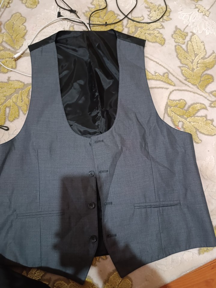 Gri Düğmeli Erkek Yelek - Görsel 3
