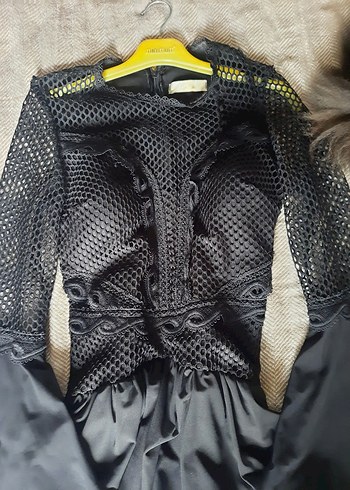 Siyah Fırfırlı Mini Tasarım Elbise - Görsel 3