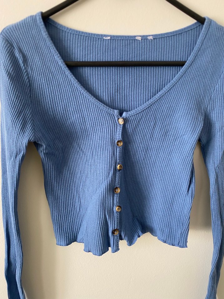 Düğmeli Mavi V Yaka bluz - Görsel 3
