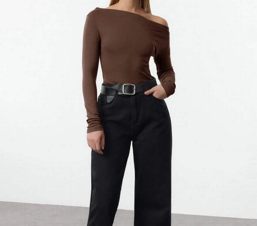 Kahverengi Bluz - Görsel 2