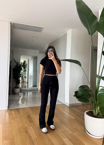 Siyah İkili Takım - Görsel 2