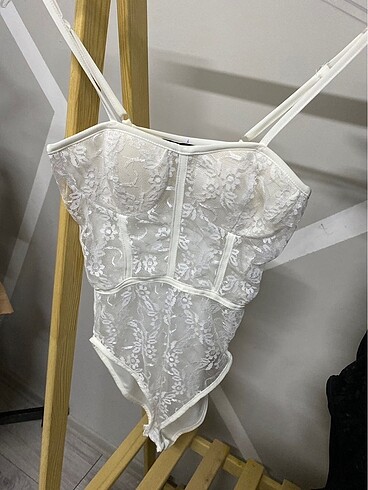 Victoria s Secret Beyaz bodysuit