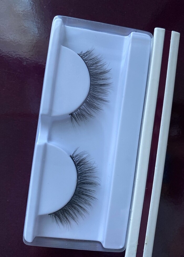 Doğal takma kirpik - Görsel 3