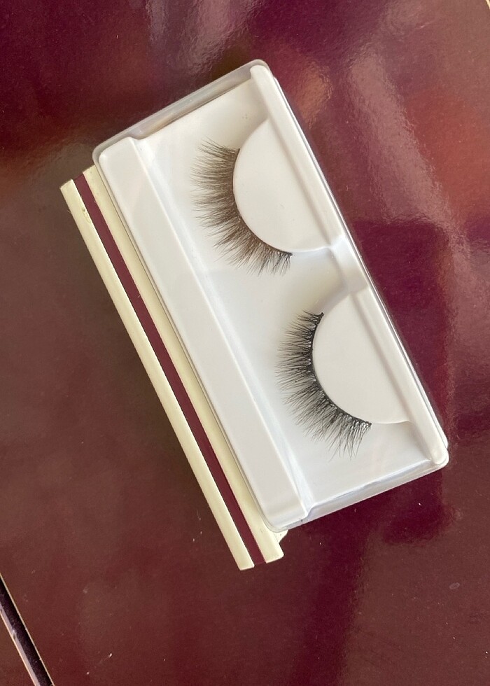 Yoğun takma kirpik - Görsel 2