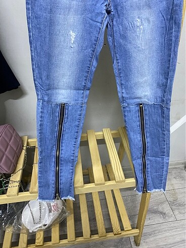 28 Beden Mavi jean