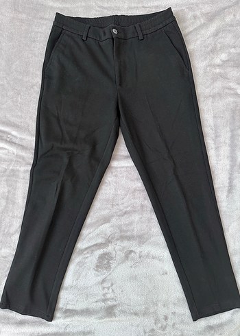 Siyah Regular Fit Kumaş Pantolon