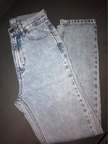 Pull Bear Mom jean