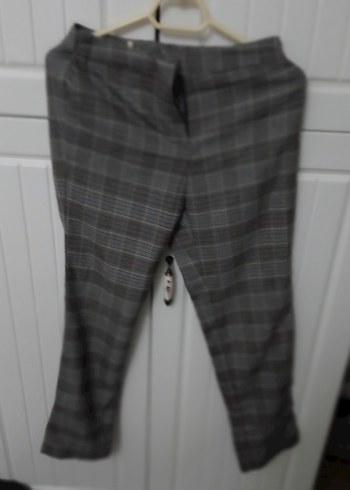 Düğmeli Gri Regular Fit Kadın Pantolon - Görsel 2