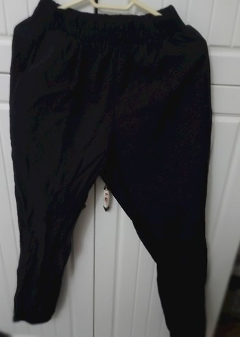 Siyah Kadın Rahat Kesim  Kumaş Pantolon - Görsel 3