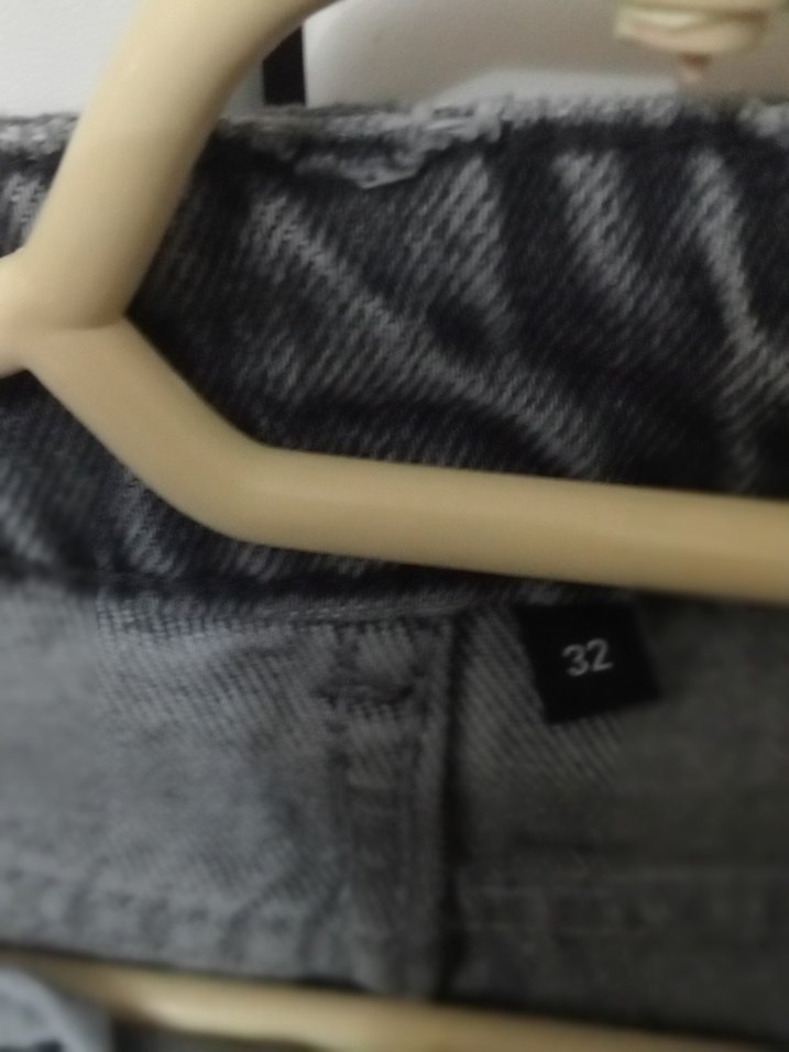 Gri Bol Kesim  Kot Pantolon - Görsel 4