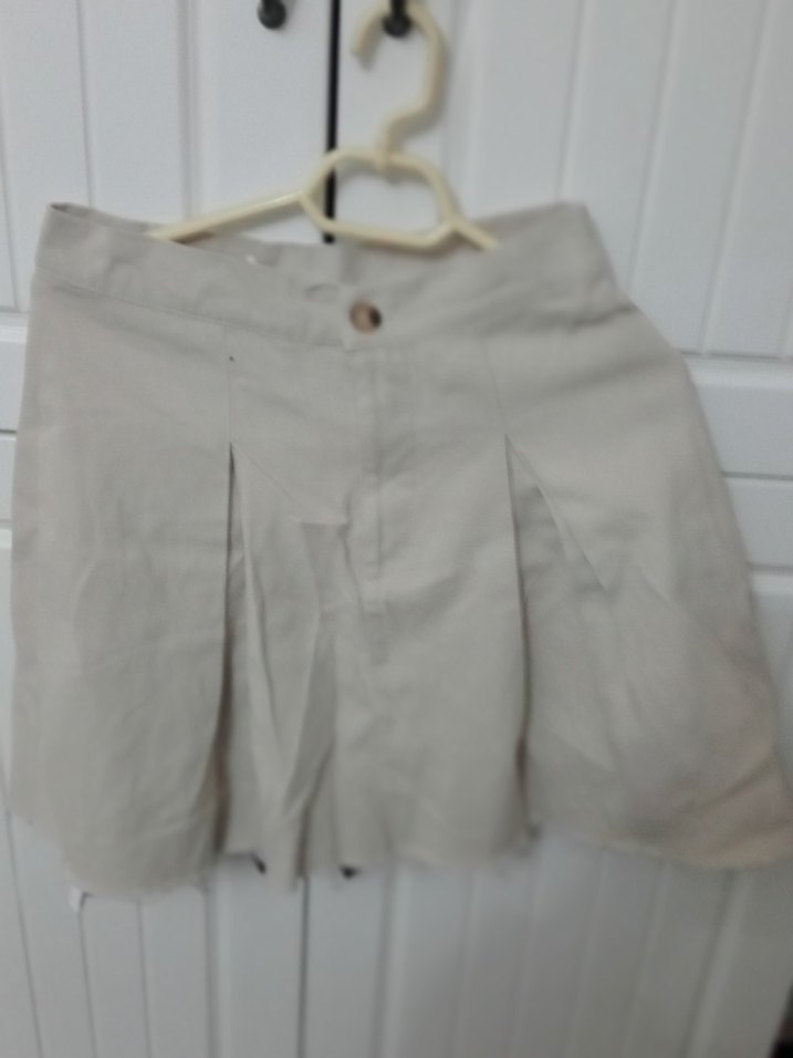 Kız Çocuk Bej Keten Pileli Etek - Görsel 2