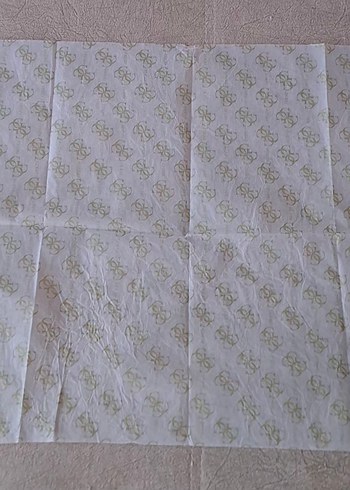 Guess 2 adet pelur kağıdı - Görsel 2