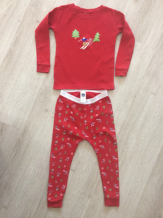 diğer Beden Gap 2 yaş pijama takımı 1 yaşa daha uygun