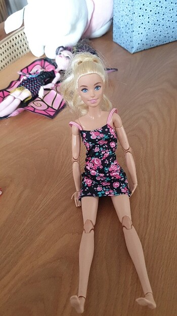 Barbie Barbie bebek