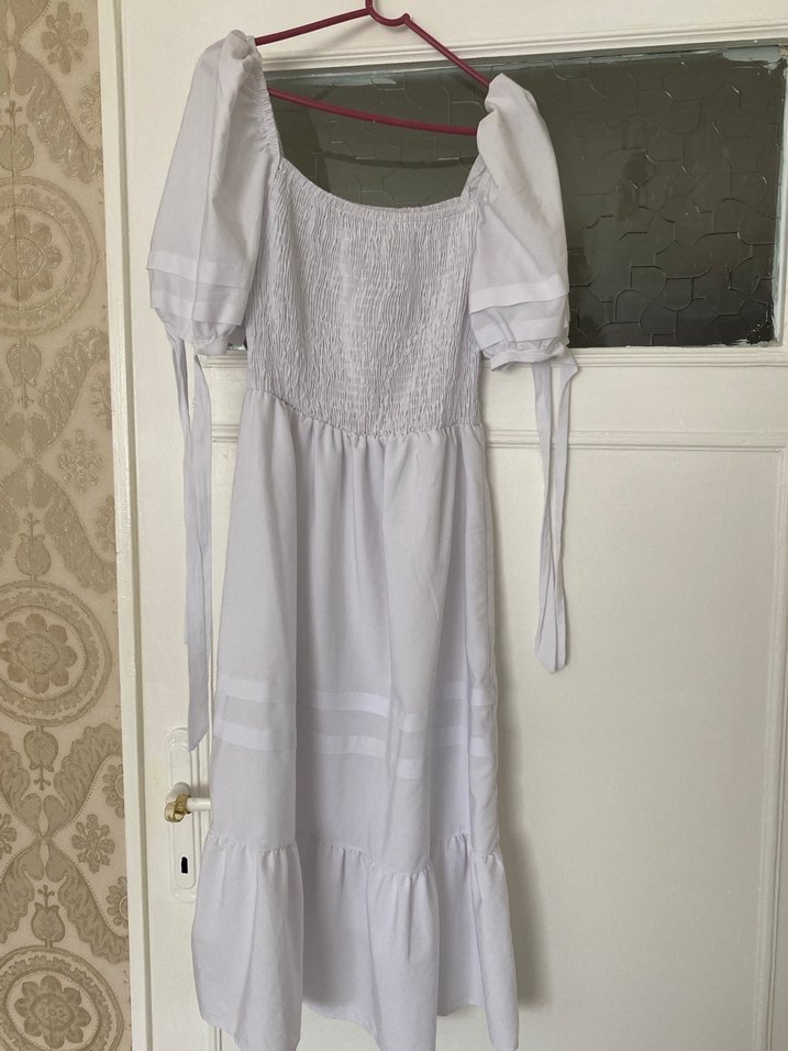 Beyaz Keten Drapeli Elbise - Görsel 2