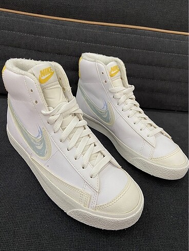 Orijinal Nike Blazer Mid