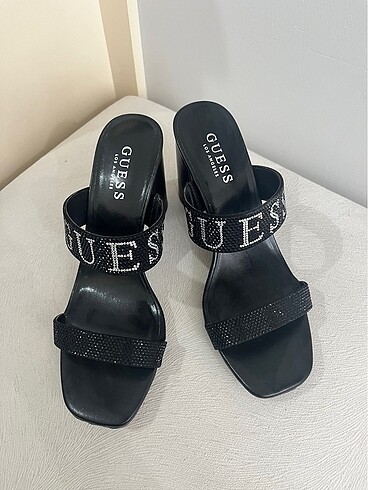 Guess Topuklu Terlik