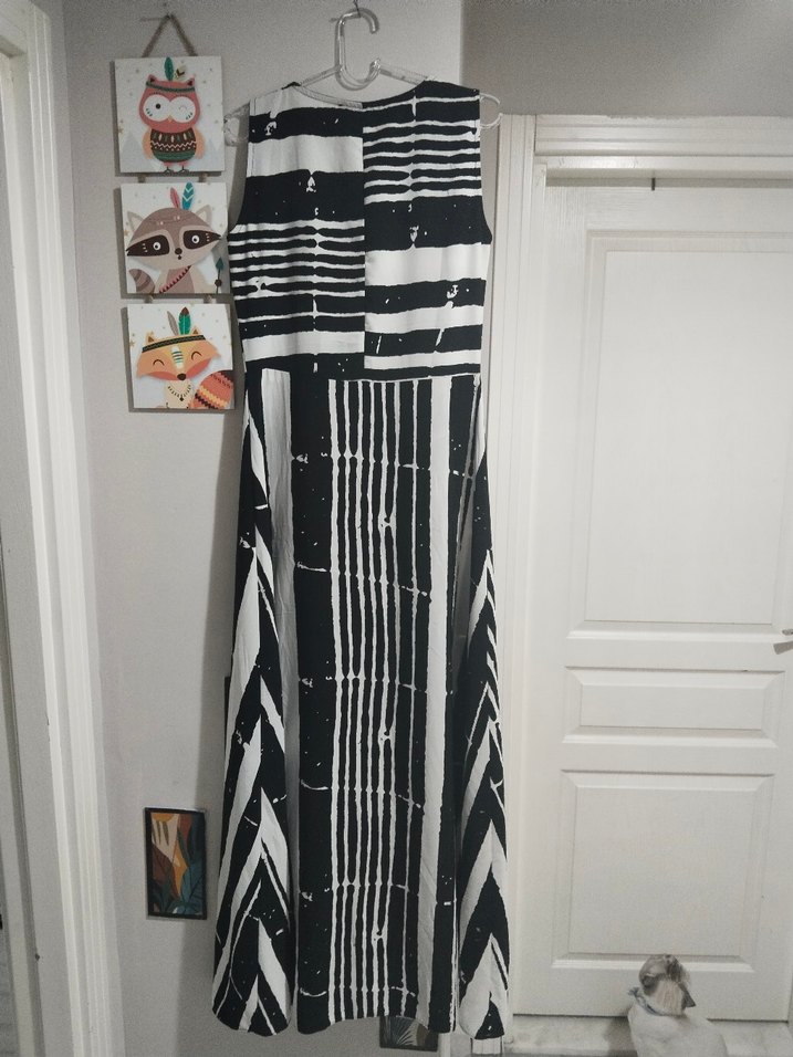 Zebra Desenli Uzun V Yaka Elbise - Görsel 5