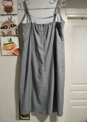 Gri Keten Midi Askılı Elbise - Görsel 6