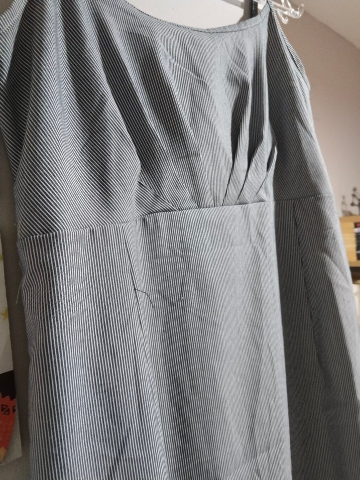 Gri Keten Midi Askılı Elbise - Görsel 2