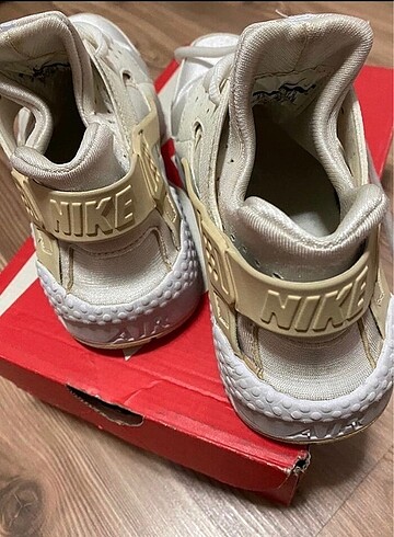 37 Beden Nike Air Huarache spor ayakkabı