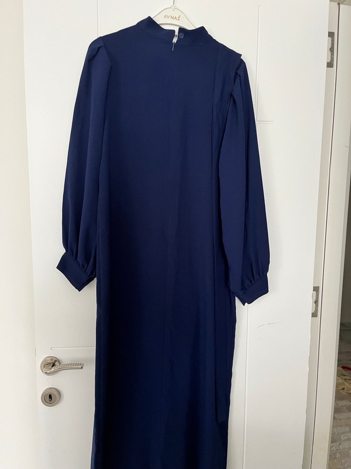 Lacivert Uzun Kemerli Şık Elbise - Görsel 3