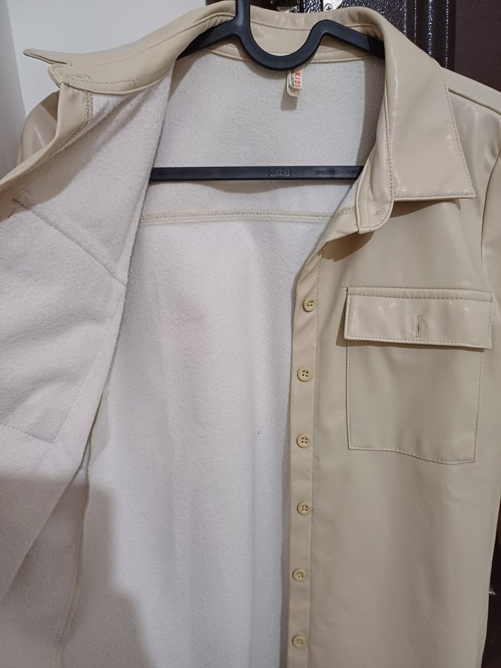 Düğmeli Bej Deri Çocuk Gomlek Ceket - Görsel 4