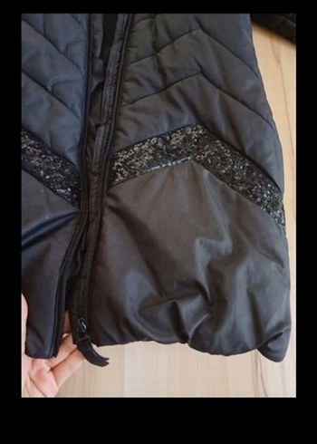 Kız cocuk Siyah Uzun Kollu Kış Montu - Görsel 3