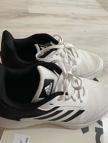 Orjinal temiz Adidas ayakkabı
