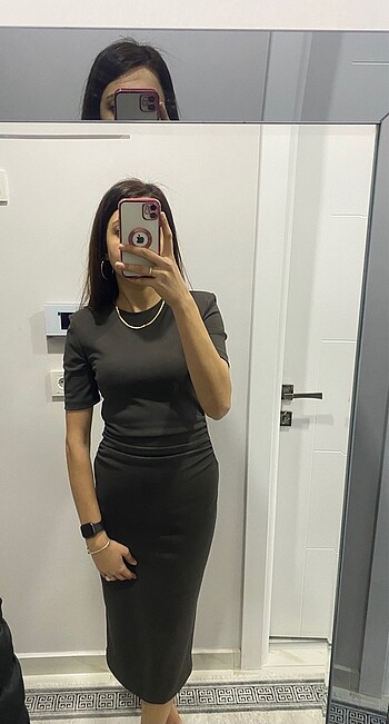 Zara Elbise