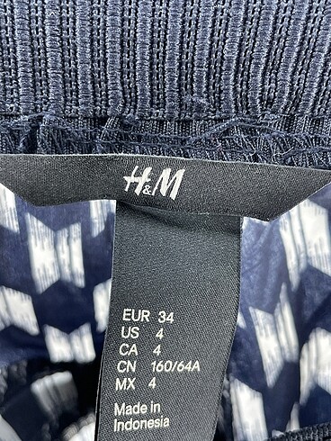 34 Beden çeşitli Renk H&M Düz Kesim %70 İndirimli.