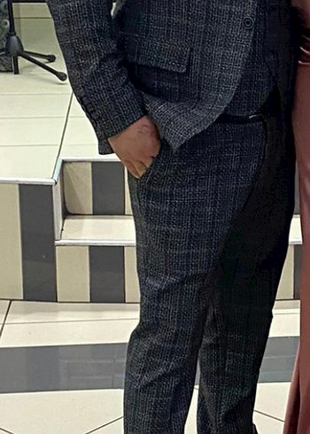 Gri Modern Erkek Takım Elbise - Görsel 3