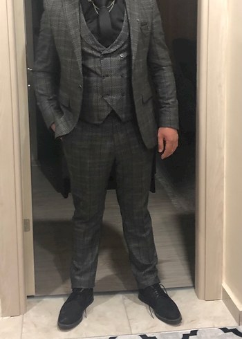 Gri Modern Erkek Takım Elbise - Görsel 2